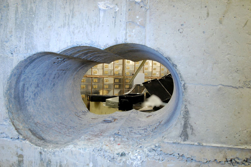 © Reuters. FILE PHOTO: Handout photo of the hole that robbers drilled through the concrete vault during the Hatton Garden heist in London