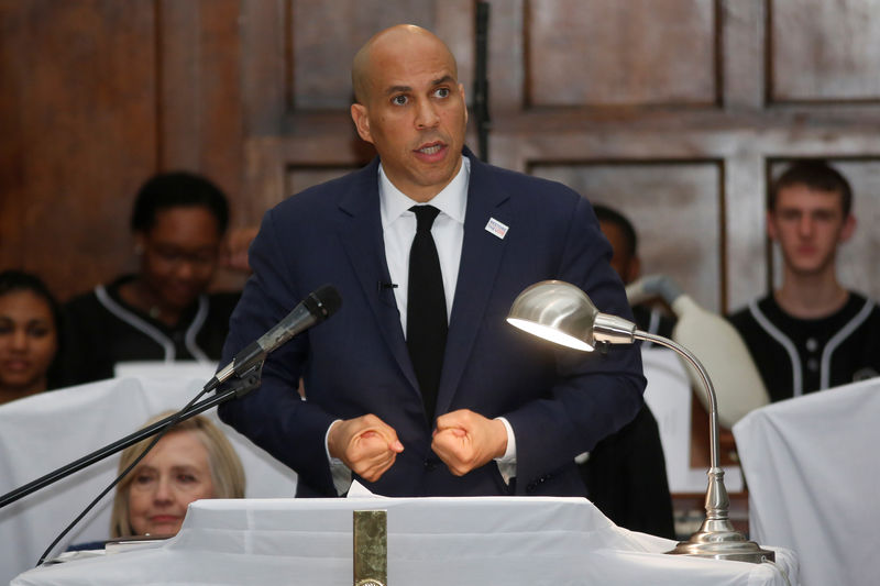 © Reuters. Democratic 2020 U.S. presidential candidate and U.S. Senator Cory Booker (D-NJ) gives the keynote speech at Brown Chapel AME Church in Selma