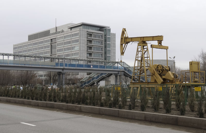 © Reuters. قازاخستان تتوقع متوسط إنتاج النفط دون 1.8 مليون ب/ي بالنصف/1