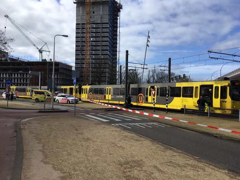 © Reuters. Local de ataque a tiros em Utrecht