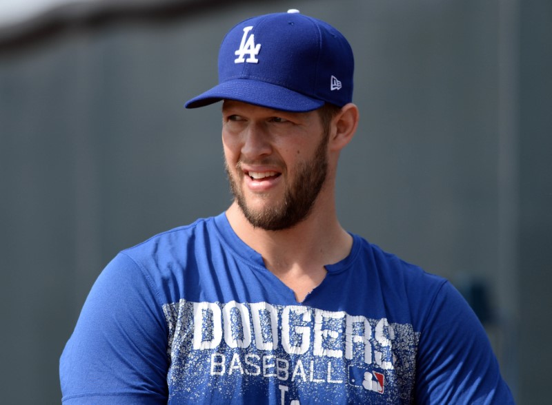 © Reuters. FILE PHOTO: MLB: Los Angeles Dodgers-Workouts