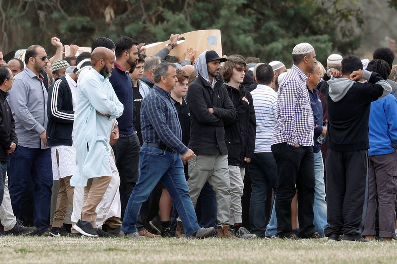 © Reuters. Burial ceremony of the victims of the mosque attacks in Christchurch