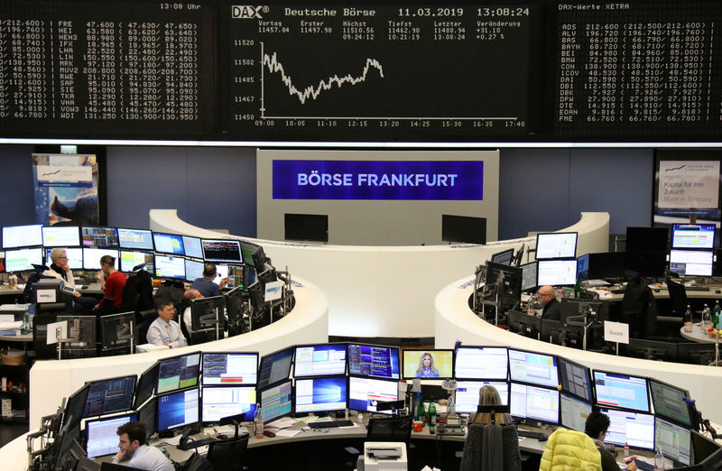 © Reuters. The German share price index DAX graph at the stock exchange in Frankfurt