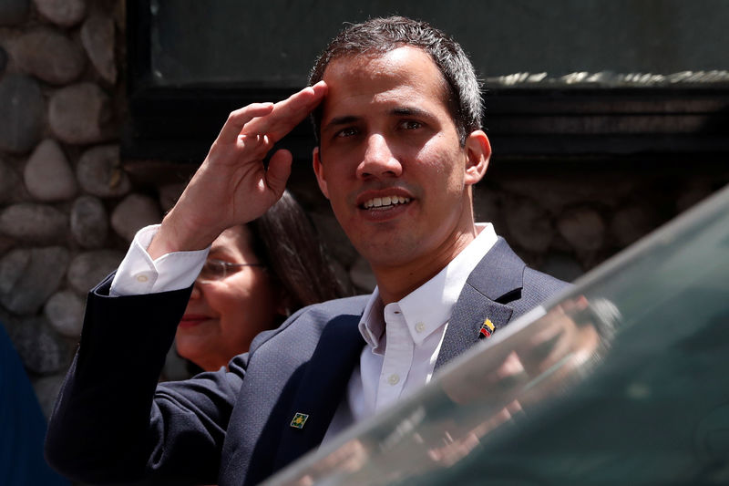 © Reuters. متحدث: صندوق النقد الدولي ينتظر آراء أعضائه بشأن الاعتراف بزعيم فنزويلا