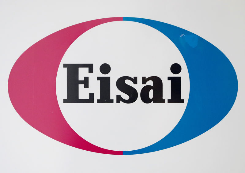 © Reuters. The logo of Eisai Co Ltd is displayed at the company headquarters in Tokyo