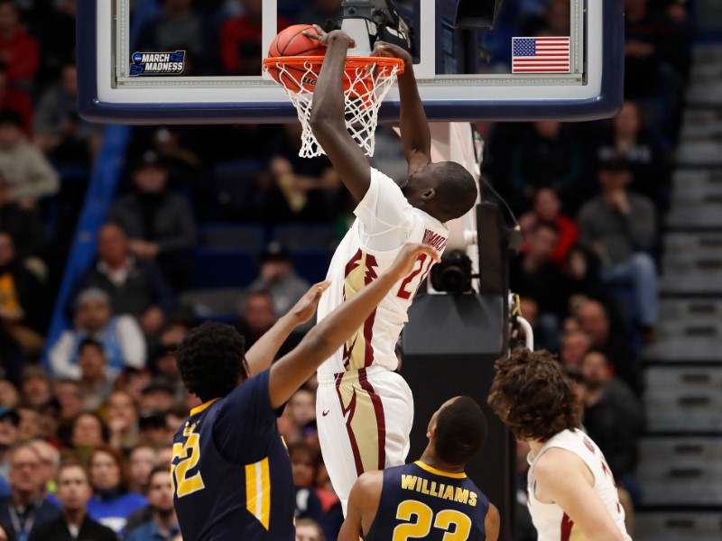 © Reuters. NCAA Basketball: NCAA Tournament-Second Round- Florida State vs Murray State