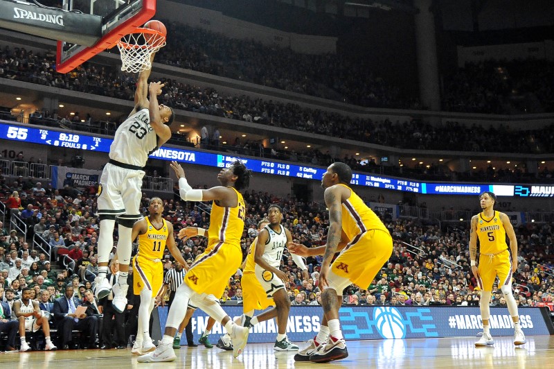 © Reuters. NCAA Basketball: NCAA Tournament-Second Round-Michigan State vs Minnesota