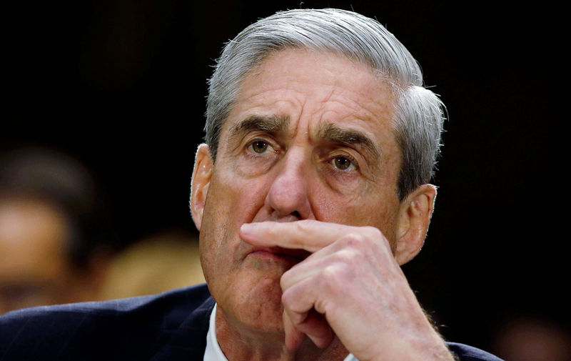 © Reuters. FILE PHOTO: Robert Mueller listens at the U.S. Senate Judiciary Committee at an oversight hearing about the FBI on Capitol Hill in Washington