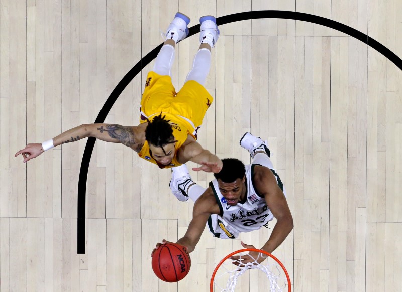 © Reuters. NCAA Basketball: NCAA Tournament-Second Round-Michigan State vs Minnesota