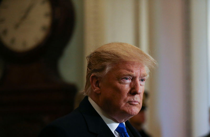 © Reuters. FILE PHOTO - U.S. President Trump arrives for a closed Senate Republican policy lunch on Capitol Hill in Washington