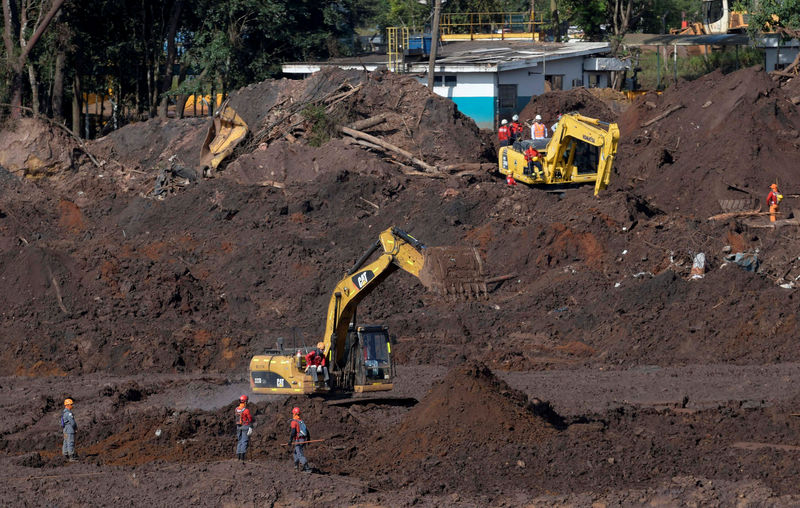 © Reuters. FILE PHOTO: A view of a collapsed tailings dam owned by Brazilian mining company Vale SA, in Brumadinho