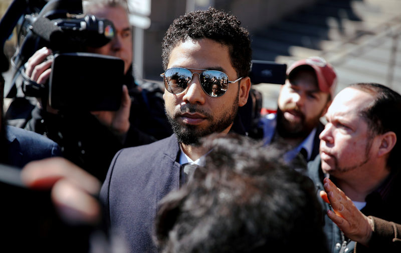 © Reuters. FILE PHOTO: Actor Jussie Smollett leaves court after charges against him were dropped by state prosecutors in Chicago