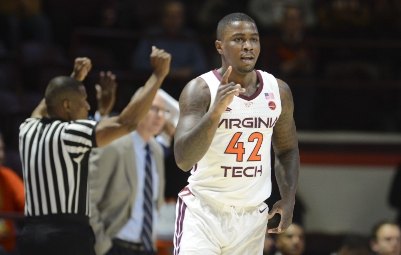 © Reuters. NCAA Basketball: Miami-Florida at Virginia Tech