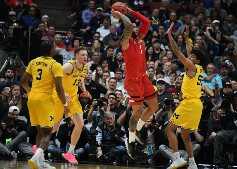 © Reuters. NCAA Basketball: NCAA Tournament-West Regional-Michigan vs Texas Tech