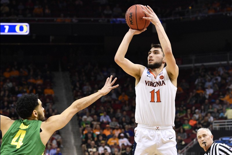 © Reuters. NCAA Basketball: NCAA Tournament-South Regional-Oregon vs Virginia