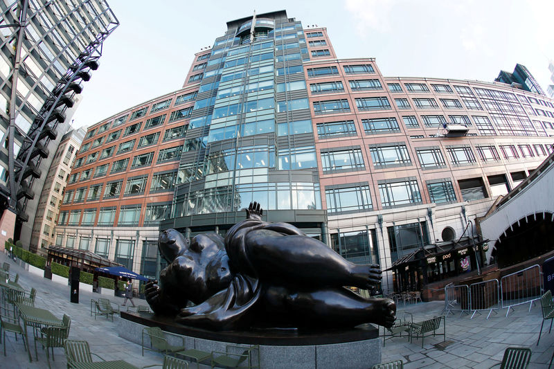 © Reuters. FILE PHOTO: The headquarters of the European Bank for Reconstruction and Development (EBRD) is seen in London