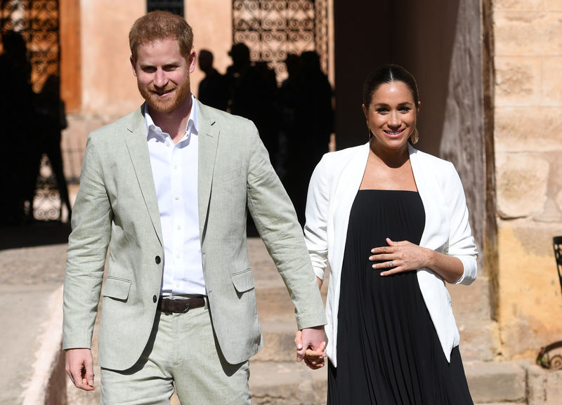 © Reuters. Príncipe Harry e a mulher, Meghan, durante visita ao Marrocos