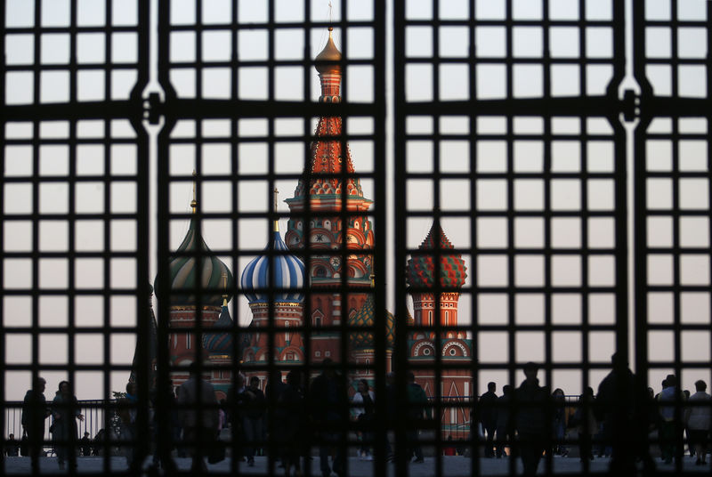 © Reuters. Вид на Храм Василия Блаженного на Красной площади