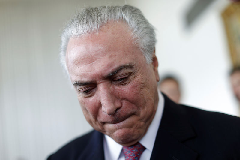 © Reuters. Michel Temer chega para café da manhã em Brasília