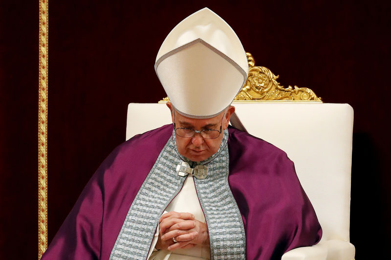 © Reuters. Papa Franisco no Vaticano