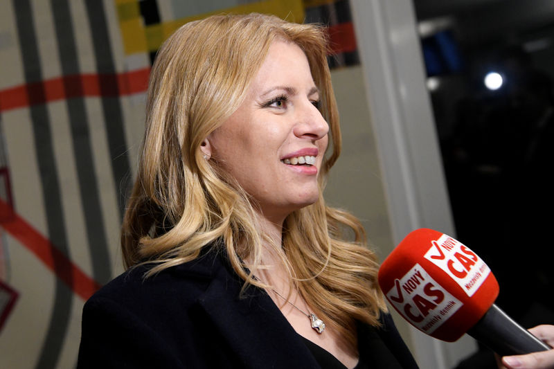 © Reuters. Eslovaquia se prepara para elegir por primera vez a una mujer como presidenta