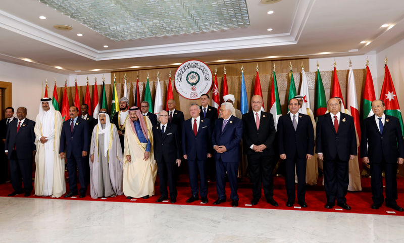 © Reuters. بيان: الزعماء العرب يدعون للتعاون مع إيران على أساس حسن الجوار