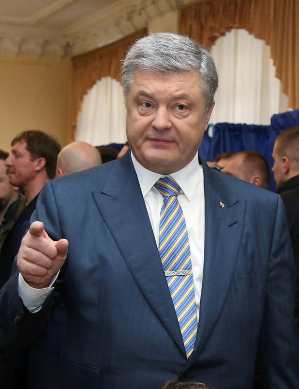© Reuters. رئيس أوكرانيا يقول إن الانتخابات كانت حرة واستوفت المعايير الدولية