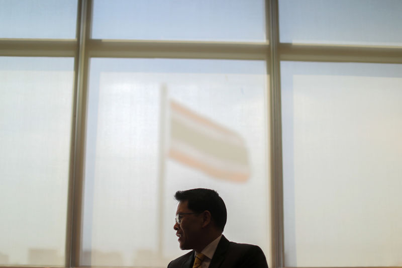 © Reuters. Thailand’s Central Bank Governor Veerathai Santiprabhob is seen during an interview with Reuters at the Bank of Thailand headquarters in Bangkok