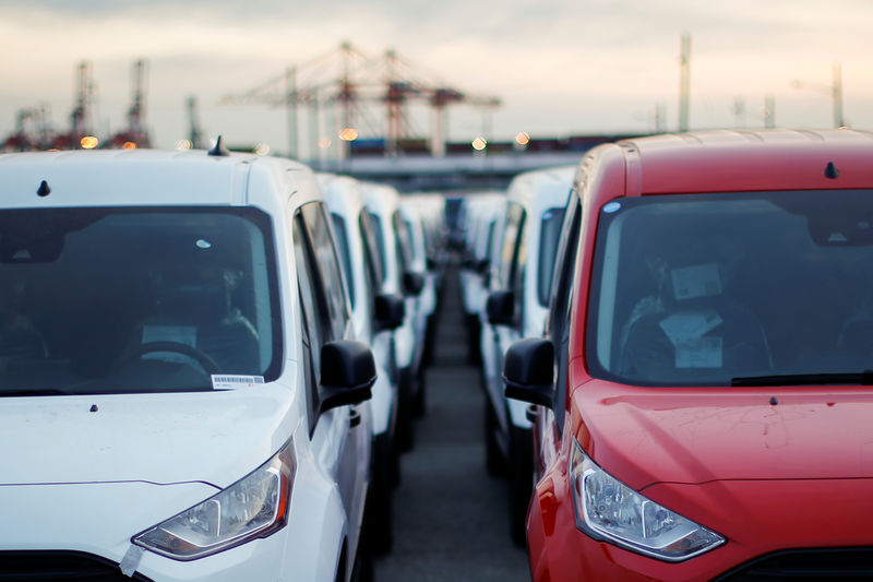 © Reuters. FILE PHOTO:  Imported automobiles are parked in a lot at the port of Newark New Jersey