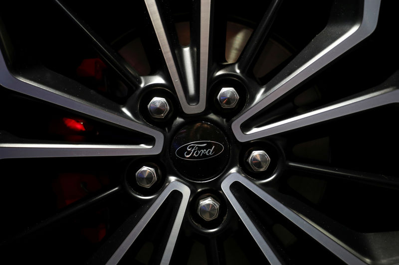 © Reuters. FILE PHOTO: The wheel of a 2018 Ford Focus is displayed at the launch for the new model in London