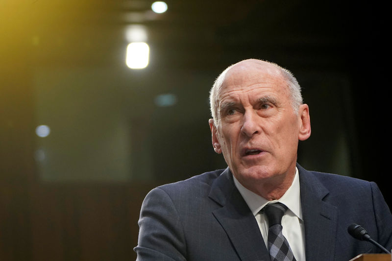 © Reuters. FILE PHOTO - Director of National Intelligence Dan Coats testifies to the Senate Intelligence Committee hearing about "worldwide threats" on Capitol Hill in Washington