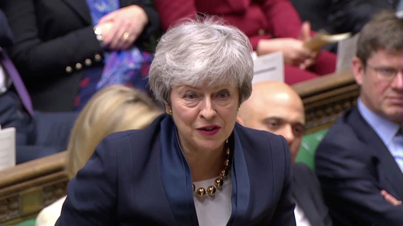 © Reuters. Premiê britânica, Theresa May, durante discurso ao Parlamento