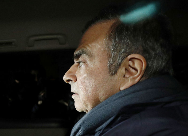© Reuters. غصن يؤكد براءته ويطلب من الحكومة الفرنسية الدفاع عنه