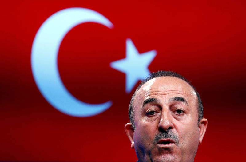 © Reuters. البنتاجون يقول إنه لا يبحث تشكيل مجموعة عمل مع تركيا بشأن خلاف حول منظومة إس-400