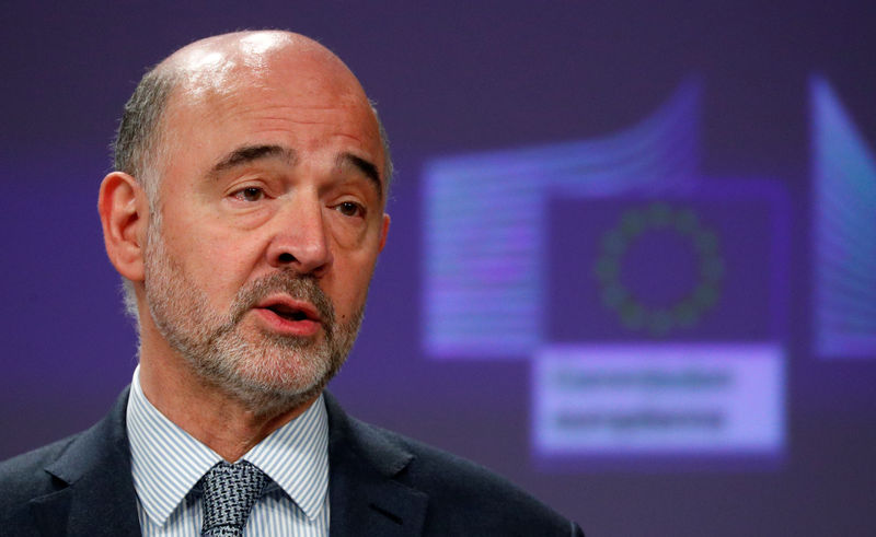 © Reuters. EU Commissioner Moscovici holds a news conference in Brussels