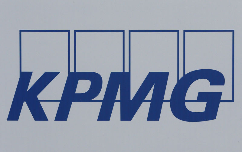 © Reuters. FILE PHOTO: The logo of global auditor KMPG is seen on a board at the SPIEF 2017 in St. Petersburg