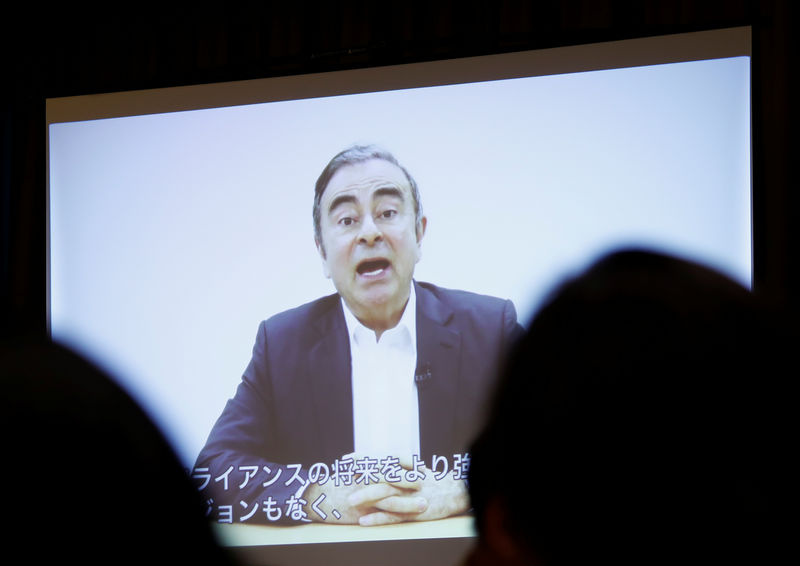 © Reuters. A video statement made by the former Nissan Motor chairman Carlos Ghosn is shown on a screen during a news conference by his lawyers at Foreign Correspondents' Club of Japan in Tokyo