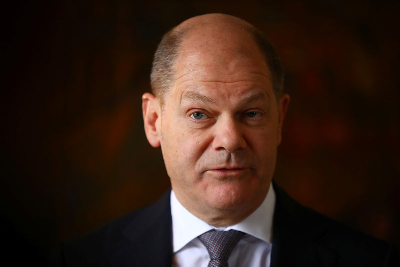 © Reuters. German Finance Minister Olaf Scholz attends a Reuters interview in Berlin