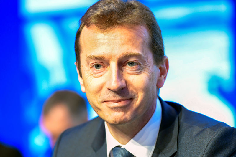 © Reuters. FILE PHOTO:  President of Airbus Commercial Aircraft Guillaume Faury attends the Airbus annual general meeting in Amsterdam