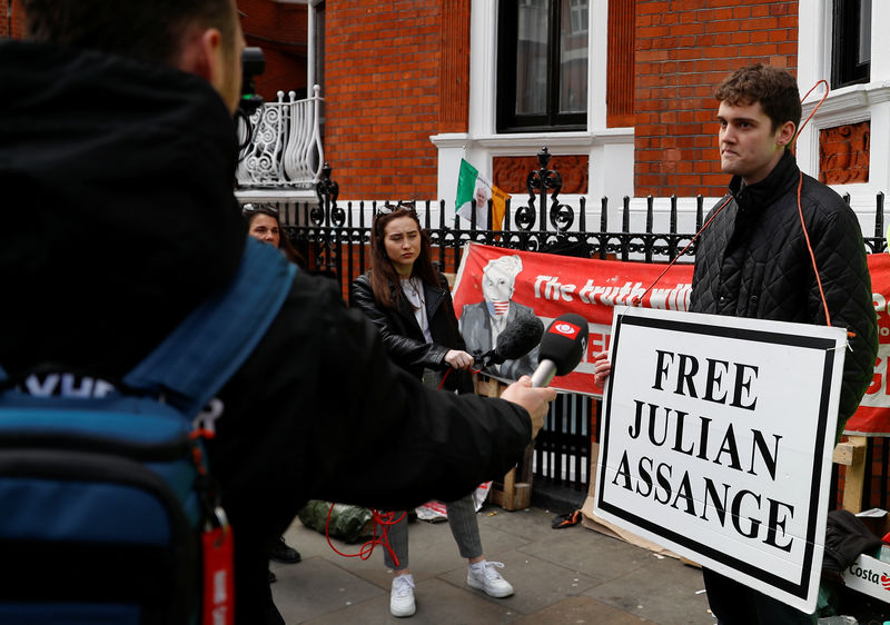 © Reuters. EEUU acusa de conspiración a Julian Assange, fundador de WikiLeaks