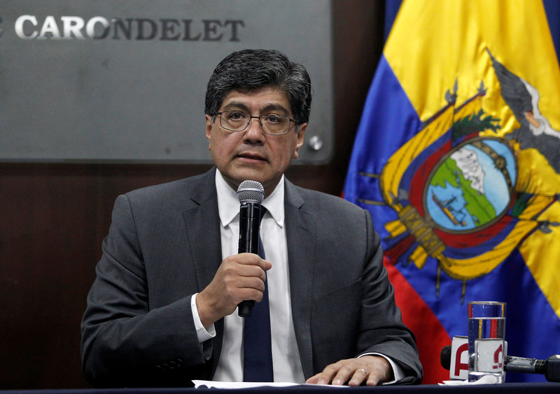 © Reuters. Ecuador's Foreign Minister Jose Valencia addresses the media in Quito