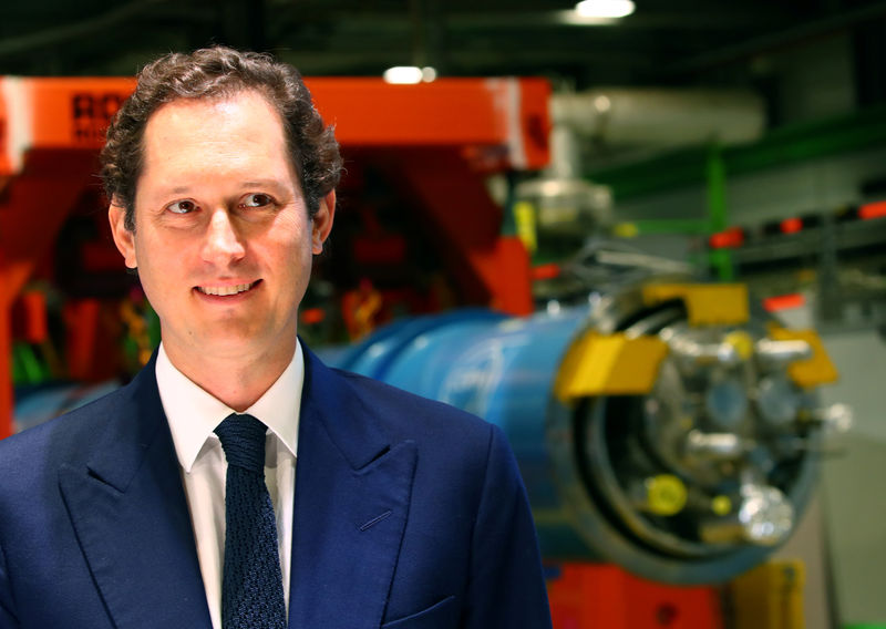 © Reuters. FILE PHOTO:  Elkann Chairman of the Fiat attends the presentation of the Science Gateway by architet Piano at the CERN in Meyrin