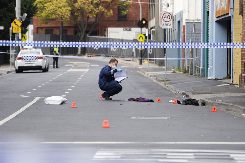 © Reuters. إصابة عدة أشخاص بالرصاص خارج ملهى ليلي في ملبورن بأستراليا