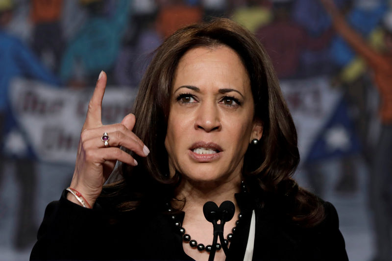 © Reuters. FILE PHOTO: Senator Kamala Harris speaks at NABTU legislative conference in Washington