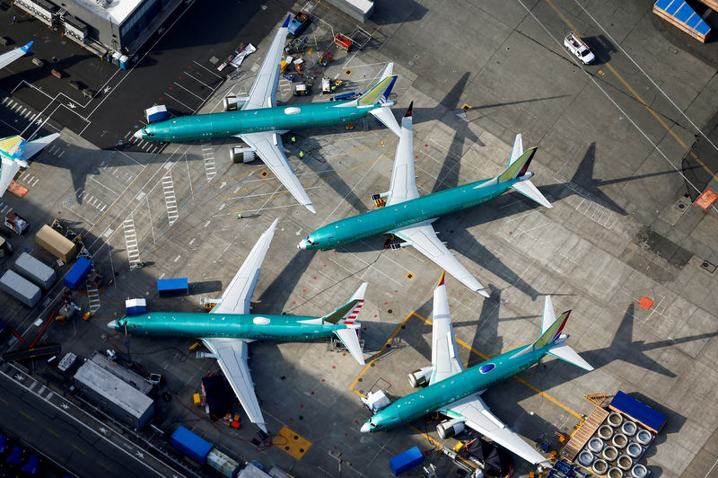 © Reuters. An aerial photo shows Boeing 737 MAX airplanes parked on the tarmac at the Boeing Factory in Renton