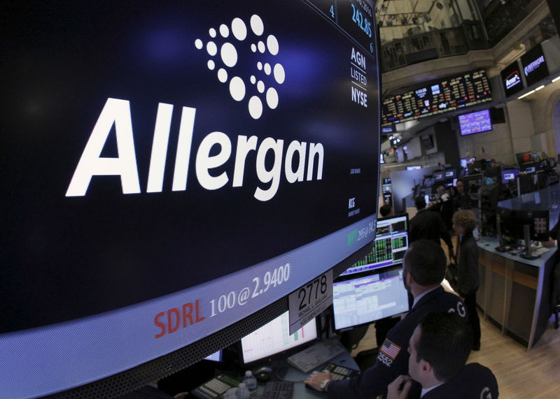 © Reuters. Allergan ticker info and symbol are displayed on a screen on the floor of the NYSE