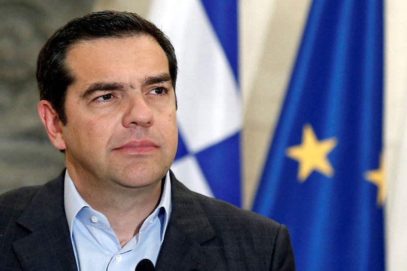 © Reuters. FILE PHOTO:  Greek Prime Minister Alexis Tsipras attends joint statements with his Danish counterpart Lars Loekke Rasmussen after their meeting at the Maximos Mansion in Athens