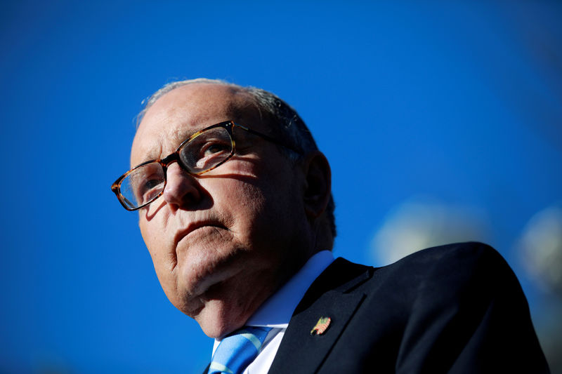 © Reuters. FILE PHOTO: White House economic adviser Larry Kudlow listens to a question from the media outside the White House in Washington