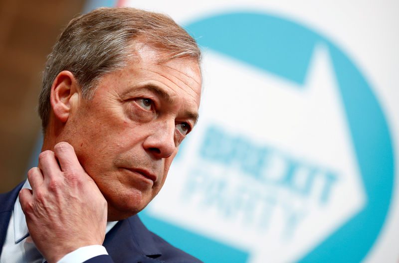 © Reuters. FILE PHOTO: Nigel Farage attends the launch of the newly created 'Brexit Party' campaign for the European elections, in Coventry