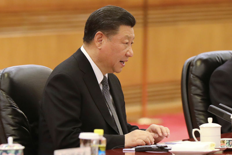 © Reuters. FILE PHOTO:  New Zealand Prime Minister Jacinda Ardern meets Chinese President Xi Jinping in Beijing